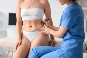 Body Contouring und Fettabsaugung